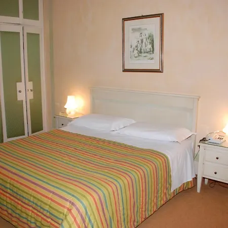 فندق Burchiello 4*